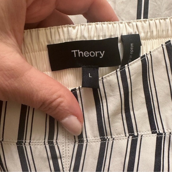 Theory bustier cropped top in cotton poplin - Picture 4 of 4